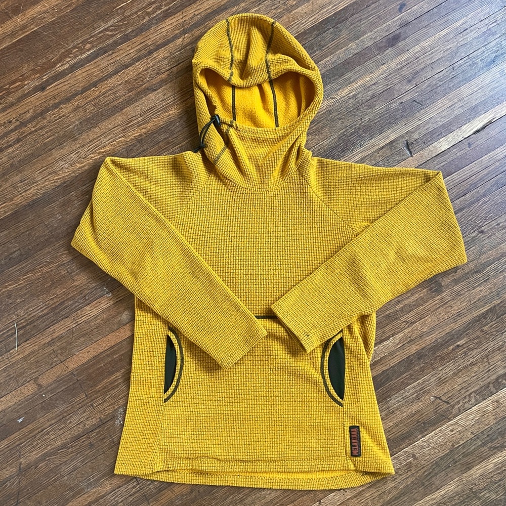 PRICE DROP Women’s Small Melanzana Fleece - RARE ochre yellow color